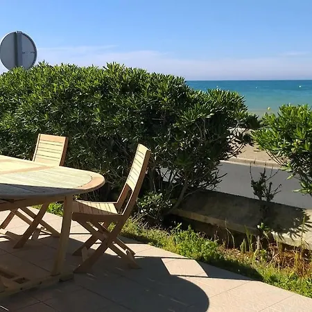 Vue Exceptionnelle En Front De Mer, 8 Personnes Ver-sur-Mer