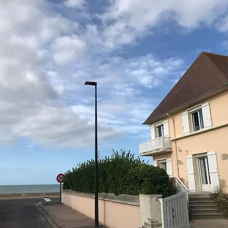 Holiday home Vue Exceptionnelle En Front De Mer, 8 Personnes *