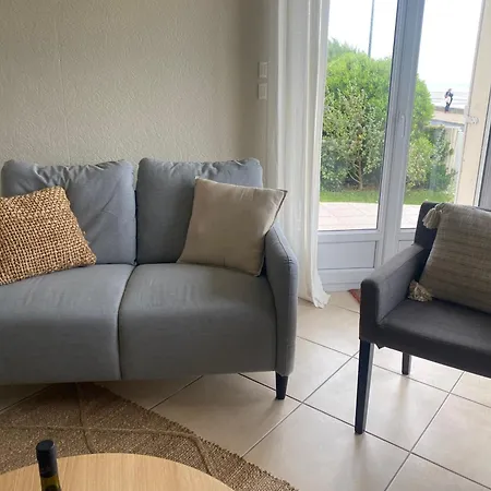 Holiday home Vue Exceptionnelle En Front De Mer, 8 Personnes *
