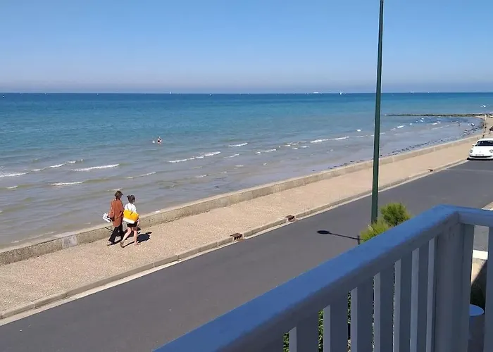 Vue Exceptionnelle En Front De Mer, 8 Personnes Ferienhaus Ver-sur-Mer