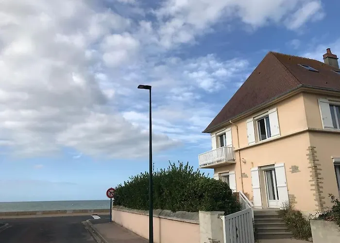 Ferienhaus Vue Exceptionnelle En Front De Mer, 8 Personnes *