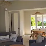 Vue Exceptionnelle En Front De Mer, 8 Personnes Holiday home