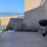 Vue Exceptionnelle En Front De Mer, 8 Personnes *