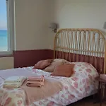 Holiday home Vue Exceptionnelle En Front De Mer, 8 Personnes Ver-sur-Mer