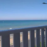 Vue Exceptionnelle En Front De Mer, 8 Personnes