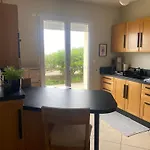 Vue Exceptionnelle En Front De Mer, 8 Personnes