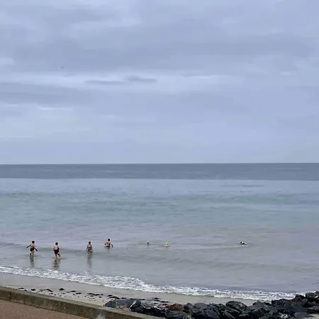 בית נופש Vue Exceptionnelle En Front De Mer, 8 Personnes *