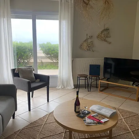 Vue Exceptionnelle En Front De Mer, 8 Personnes Ver-sur-Mer