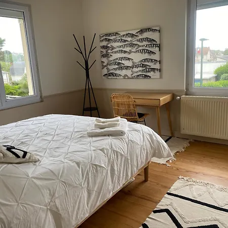 Vue Exceptionnelle En Front De Mer, 8 Personnes