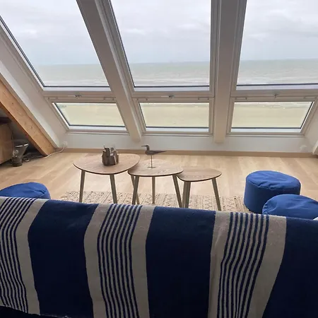 Vue Exceptionnelle En Front De Mer, 8 Personnes 度假居